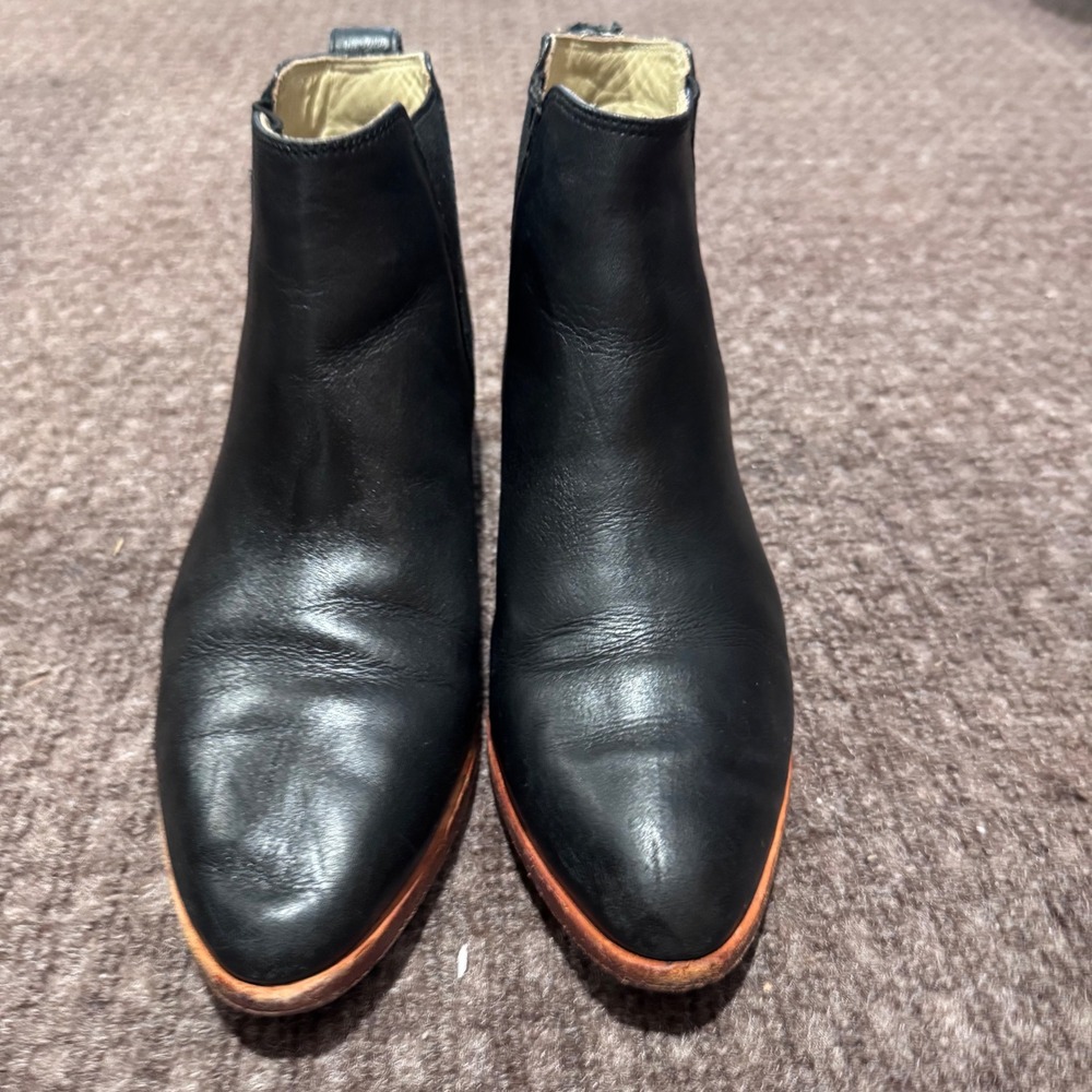 Nisolo Black Leather Chelsea Ankle Boots Pointed Toe Made in Peru quiet luxury 7 - Picture 2 of 9